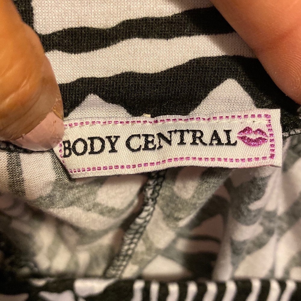 Body Central maxi skirt, size small - Picture 2 of 5